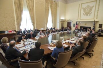 Fed Chair Warsh Skips Rate Forecast, Markets Price First 2026 Hike — Bitcoin